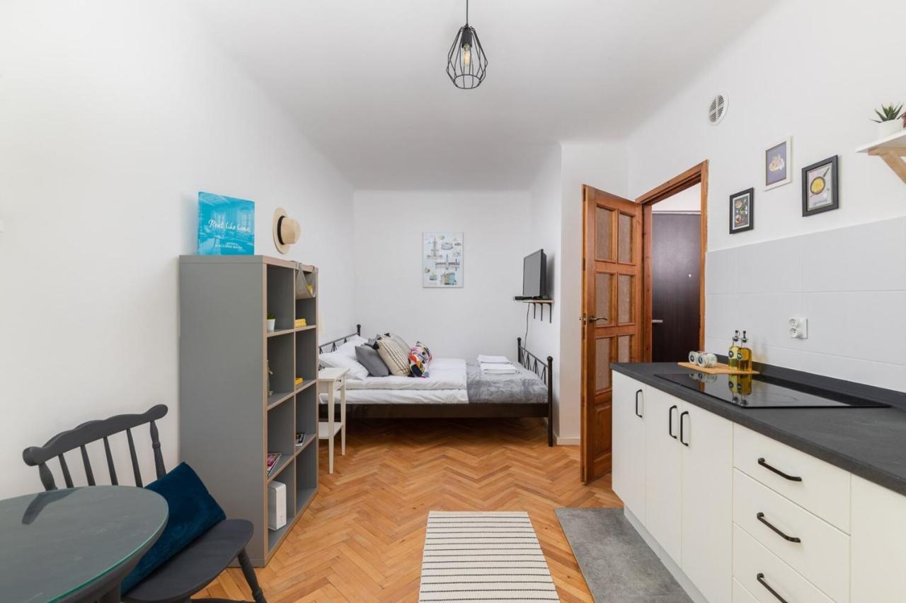 Rent Like Home - Bonifraterska 15 Warsaw Exterior photo